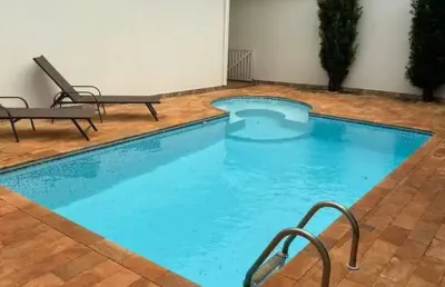 Casa para venda em araraquara, jardim universal, 3 dormitórios, 1 suíte, 3 banheiros, 4 vagas