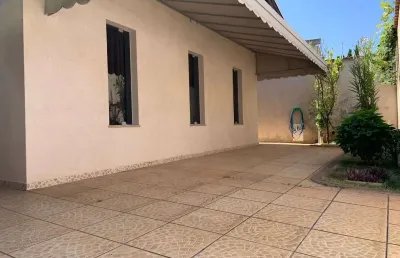 Casa com 3 quartos à venda na rua josé de souza godoy, s/n, recanto do itamaracá, mogi guaçu por r$ 625.000