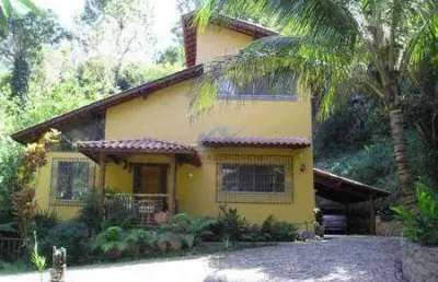 Casa com 3 quartos à venda na rua das ametistas, serra grande, niterói, 270 m2 por r$ 1.390.000