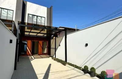 Casa com 3 quartos à venda na rua edgar klein, --, costa e silva, joinville por r$ 690.000
