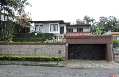 Casa com 4 quartos à venda na rua comendador araújo, --, bom retiro, joinville por r$ 950.000