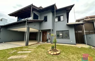 Casa com 5 quartos à venda na rua doutor gerkes de sellos rocha, --, santo antônio, joinville por r$ 1.450.000