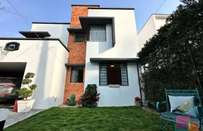 Casa com 4 quartos à venda na rua abraão lincoln, --, bom retiro, joinville por r$ 1.950.000