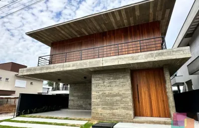Casa em condomínio fechado com 3 quartos para alugar na rua guilherme zilmann, --, vila nova, joinville por r$ 12.500