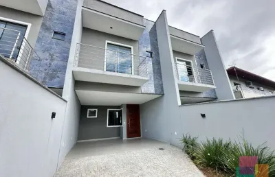 Casa com 3 quartos à venda na rua presidente arthur bernardes, --, floresta, joinville por r$ 630.000