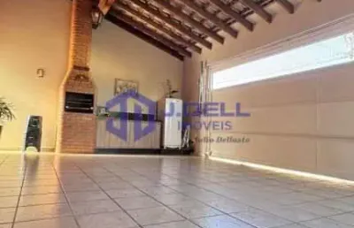 Casa com 3 quartos à venda no Jardim América, Bauru 