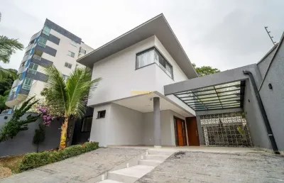 Casa com 3 quartos à venda na Rua Valdevino Vieira Cordeiros, 278, Ressacada, Itajaí