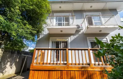Casa com 5 quartos à venda na Aleixo Domanski, 7, Augusta, Curitiba