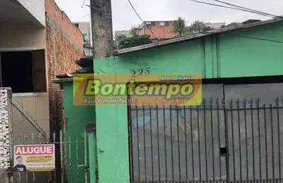 Casa com 1 quarto para alugar na Vila Creti, Carapicuíba 