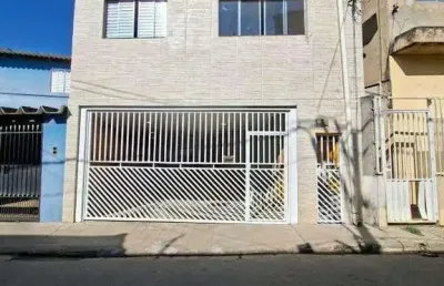 Sobrado em terreno com frente para 2 ruas - localizado na vila veloso