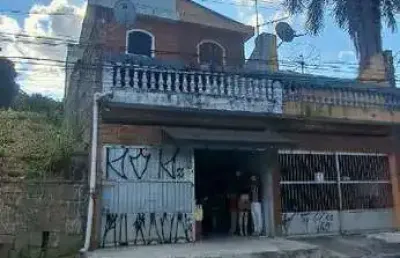 Casa com 3 quartos para alugar no Centro, Carapicuíba 
