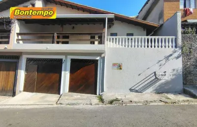 Casa com 3 quartos para alugar no Jardim das Belezas, Carapicuíba 