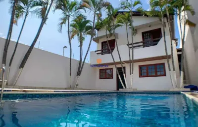Casa i 3 quartos i 1 suite i 5 banheiros i 2 sala i 4 vagas