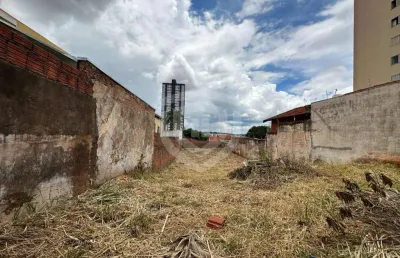 Terreno à venda no Jardim América, Bauru 