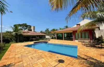 Casa shangri-la | 4 dormitórios | 2 suítes | 6 banheiros | 4 vagas