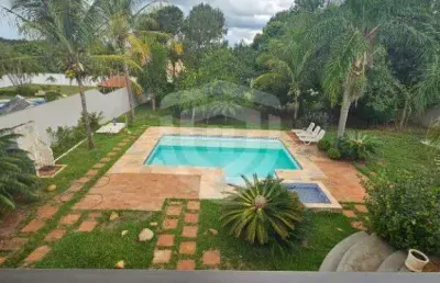 Casa à venda no condomínio shangrilá com projeto de jurandyr bueno