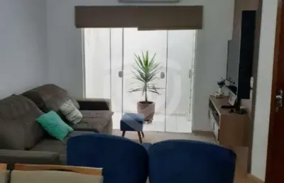 Casa com 3 quartos à venda no Centro, Bauru 