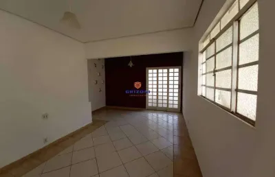 Casa com 3 quartos à venda no Jardim Estoril, Bauru 