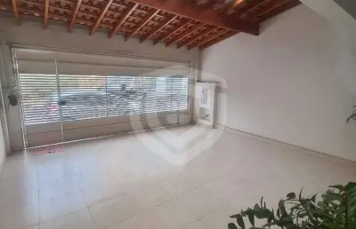 Casa à venda com 3 quartos, sendo 1 suíte próximo ao centro da cidade em bauru sp