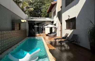 Casa residencial samambaia | 5 quartos | 1 suíte | 4 vagas | maravilhosa | bauru