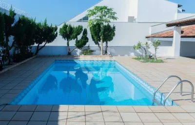 Casa à venda para comercial ou residencial com 3 suítes, varanda com 8 salas, 10 vagas de garagem