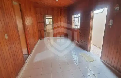 Casa com 3 quartos à venda na Vila Falcão, Bauru 