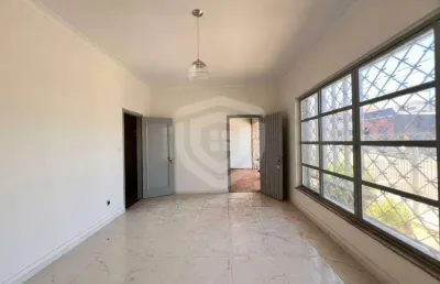 Casa com 3 quartos , 2 vagas , para alugar 233 m² centro da cidade