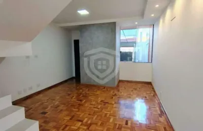 Lindo sobrado para venda no centro com 2 suítes e área gourmet, ao lado do shopping boulevard