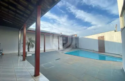 Casa conjunto habitacional isaura pitta garms 3 quartos 1 suite com armarios embutidos