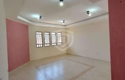 Casa térrea para venda no terra branca com 3 quartos sendo 2 suítes, 1 escritório e 4 vagas de garagem