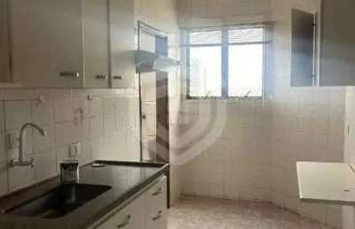 Apartamento edifício araucária dois quartos sendo 1 suíte - 1 vaga de garagem.