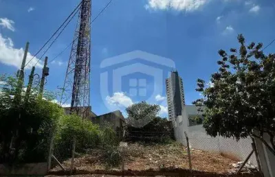 Lote à venda de 330m² no jardim europa, ótima localização