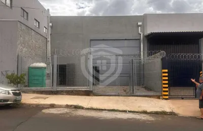 Barracão para alugar com 386m² - parque santa edwiges