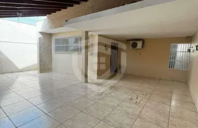 Casa com 3 quartos à venda no Jardim Bela Vista, Bauru 