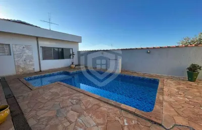 Casa com 3 quartos à venda no Jardim Bela Vista, Bauru 