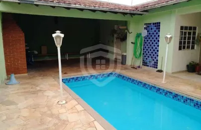 Casa à venda, ampla com piscina e edícula, vila pacifico ii, bauru-sp