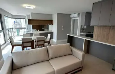 Apartamento com 3 quartos para alugar na Rua 2414, Centro, Balneário Camboriú