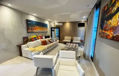 Casa com 5 quartos para alugar na Rua João Bauer Júnior, Cabeçudas, Itajaí