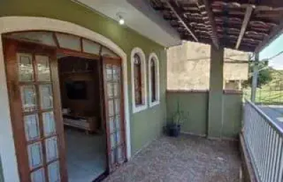 Sobrado 186m² com 3 dorm, 2 vagas e área gourmet com suit (11) 94584-8250 no pq