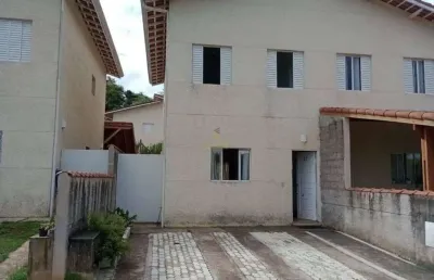 Sobrado com 3 dormitórios (1 suíte), 2 vagas e lazer com churrasqueira em vargem