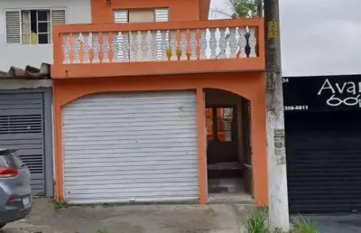 Sobrado com 3 dormitórios, sala, cozinha e ótima localização na av mutinga - são