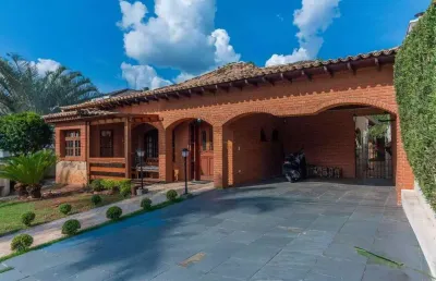Alphaville 9 - casa com 394m², 4 dorm (2 suítes), 4 vagas, planejados e muito la