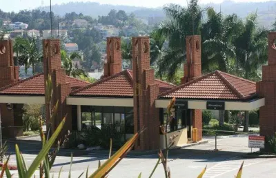 Alphaville 0 - casa com 560 m², 4 suítes, 4 vaga e piscina em barueri/sp! contat