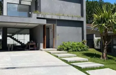 Casa com 4 dormitórios à venda, 315 m² por r$ 4.300.000 - alphaville 04 - santan