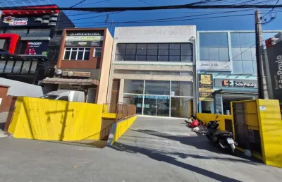 Galpão com 487m² de frente para avenida - excelente localização! (11) 94584-8250