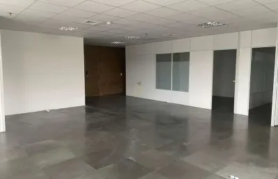 Sala comercial com 127 m² para locação em alphaville! (11) 94584-8250 whatsapp