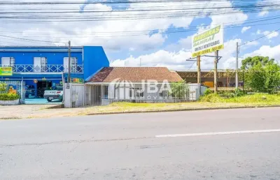 Excelente casa térrea frente de rua no bairro capão raso. casa averbada com 193m² de área total, sendo 135,30 casa principal e 57,70 de edícula.