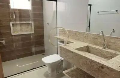 Espaçoso apartamento de 03 dormitórios no centro de porto seguro - 107m² por r$ 650.000 para venda e locação