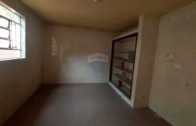 Casa antiga com potencial em mauá - para investidores!