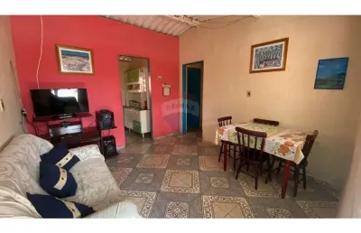 Casa com 2 quartos à venda no Centro, Miracatu 
